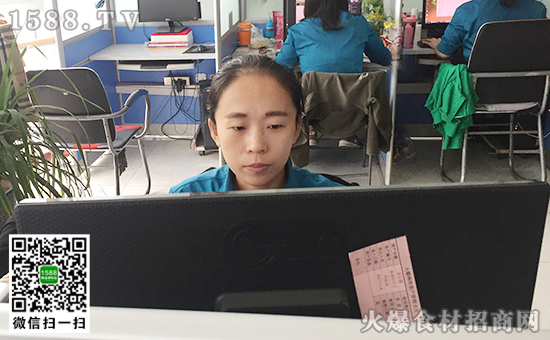 閆晶瑩:內(nèi)秀而熱愛生活的姑娘